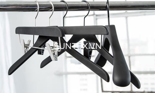 8 loại móc treo quần áo được lựa chọn nhiều nhất hiện nay