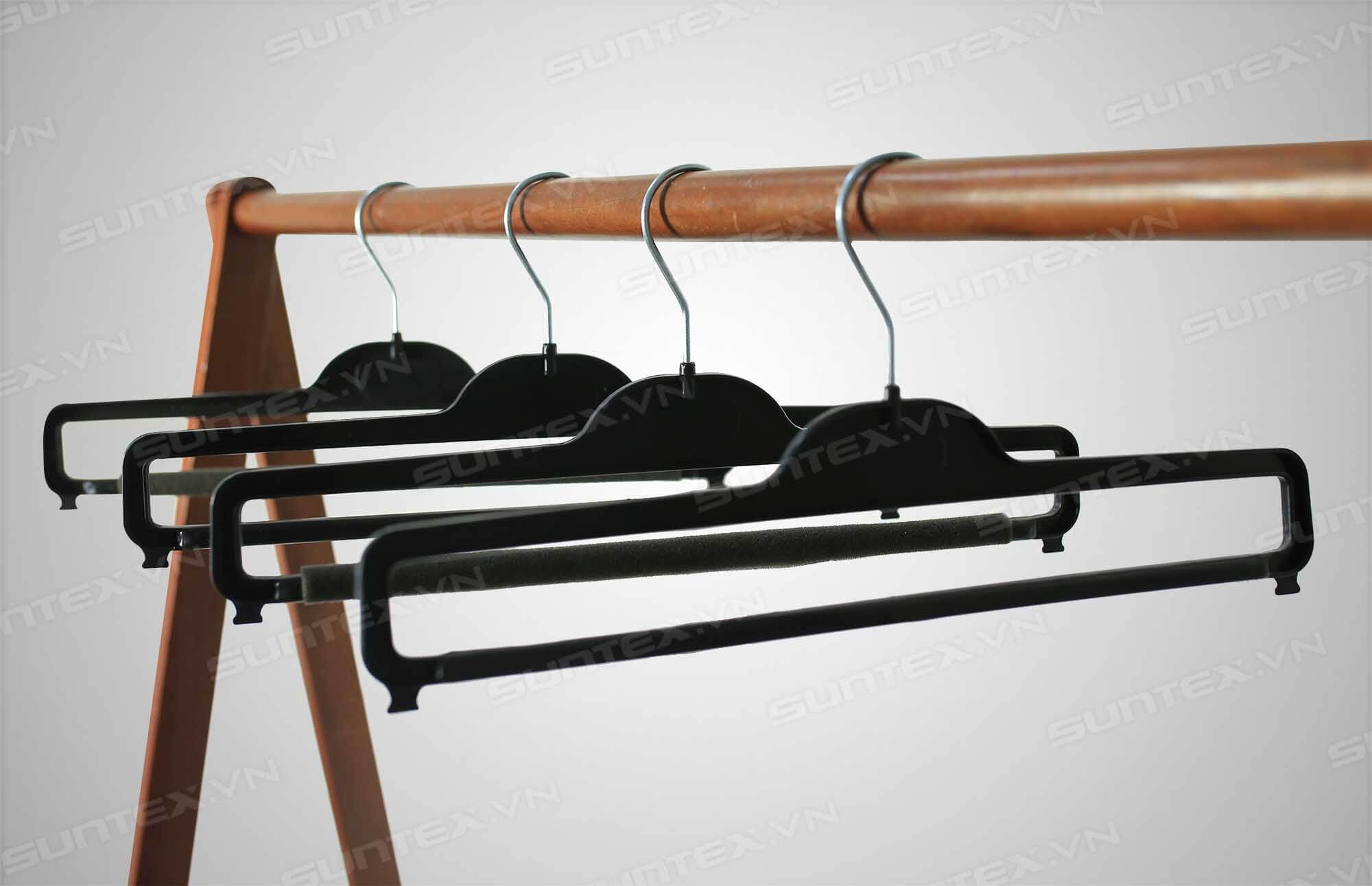 Đơn vị sản xuất móc treo theo yêu cầu tốt nhất